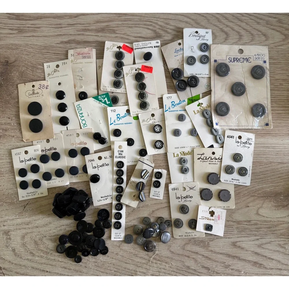 Vintage Button Lot - Black Gray - La Mode, Le Chic, La Petite - Sewing - 100+ Pc